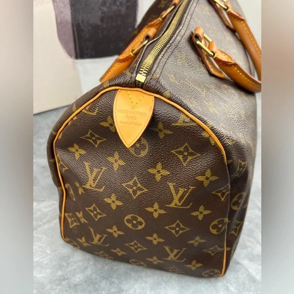 🌵Authentic Louis Vuitton Speedy 35 Monogram🌵